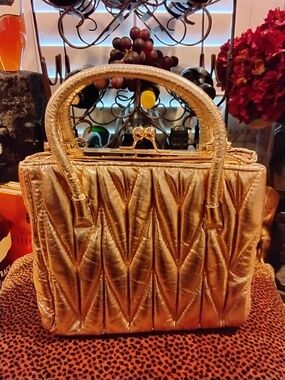 Gold Quilted Top-Handle Women's Bag